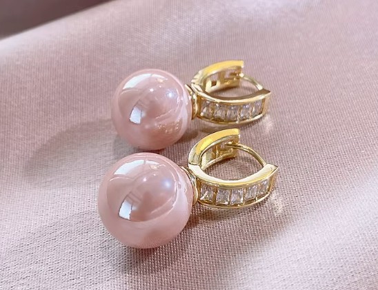 粉色珍珠是天然的吗?教你如何识别天然粉色珍珠